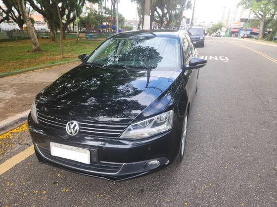 VOLKSWAGEN JETTA 2.0 TSI HIGHLINE 211CV GASOLINA 4P TIPTRONIC